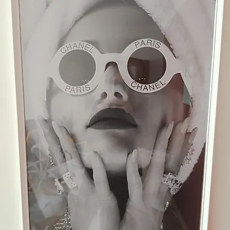 Coco Chanel Cosy 45 M2 Centre Fast Wifi דירה קרקוב